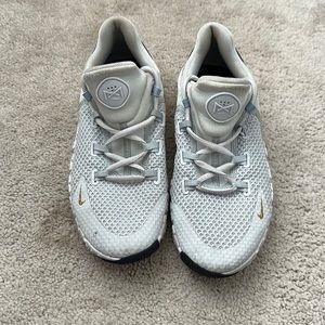 Women’s Nike Metcon 4
